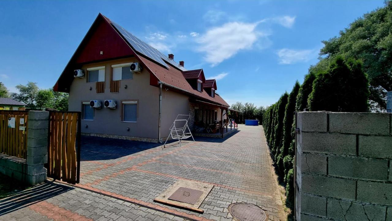 Relax Apartman Siofok-Sosto Exteriér fotografie